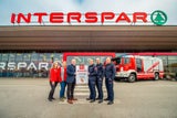 Kunden können mit Mitte Jänner ihre Pfandgutschriften an den Pfandautomaten von Interspar an den Österreichischen Bundesfeuerwehrverband spenden.