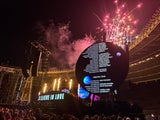 Coldplay starten Wien-Run mit herzlicher Hommage an die Swifties