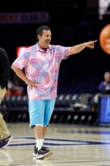 "Sandlercore": Adam Sandler wird zum Stil-Vorbild der Gen Z