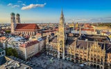 Rathaus und Frauenkirche