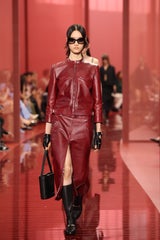 Fashion-Finale in Mailand: Heißer Auftritt von Kendall Jenner, Dakota Johnson & Co.