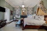 Die Villa hat vier Schlafzimmer –  jedes mit einem anderen Stoffmuster-Konzept.&nbsp;