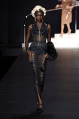 Fashion-Finale in Mailand: Heißer Auftritt von Kendall Jenner, Dakota Johnson & Co.