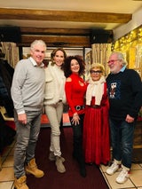 Christina Lugner traf in Kitzbühel ihre Freunde Kathi Stumpf, Alex Beza, Rosi Schipflinger und Richie Hofer