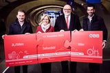 Landtagsabgeordneter Florian Krumböck (ÖVP), Umweltministerin Leonore Gewessler (Grüne), ÖBB-CEO Andreas Matthä und Landeshauptfrau-Stellvertreter Udo Landbauer (FPÖ).