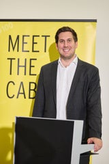 Taxi 40100 positioniert sich als Vorreiter im "autonomen Fahren"