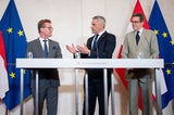 IV-Präsident Georg Knill, Bundeskanzler Karl Nehammer (ÖVP) und WKÖ-Präsident Harald Mahrer