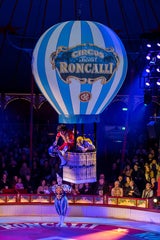 Auftakt für den Circus Roncalli mit Lili-Paul-Weltpremiere