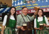 Zu Lebzeiten war Richard Lugner beim "Oktoberfest" in der Lugner City immer dabei