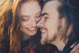 Neue Dating Trends: So sollten Singles 2025 flirten