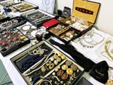 6,6 Mio. Euro: Polizei zeigt Mega-Schatz von Fake-Schamanin