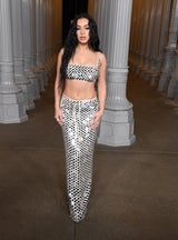 Kim Kardashian versext die LACMA Gala mit Lady-Di-Schmuck