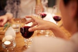 Laut Studie: Dieser Alkohol verursacht am meisten Bauchfett
