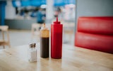 Aus für Ketchup-Sackerl: Diese Dinge sind im Restaurant bald verboten