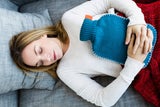 Lifehack: Mit diesem Trick bleiben Wärmeflaschen länger warm