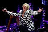 „FireAid“ lieferte Millionen-Spenden, Gaga-Premiere und Nirvana-Reunion