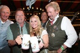 Von Arnie bis Ötzi - eine Wiesn voller Stars