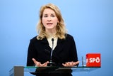 Eva-Maria Holzleitner