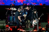 „FireAid“ lieferte Millionen-Spenden, Gaga-Premiere und Nirvana-Reunion