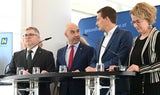 LR Ludwig Schleritzko (ÖVP), LR Christoph Luisser (FPÖ), LR Sven Hergovich (SPÖ) und LR Christiane Teschl-Hofmeister (ÖVP)  am Montag in St. Pölten.