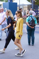 Wrong Shoe Theory: Warum alle Stars jetzt hässliche Schuhe tragen