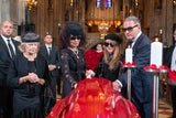 Familie nimmt Abschied von Richard Lugner