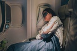 Achtung: Warum Sie im Flugzeug niemals Alkohol trinken sollten