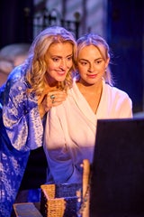 Mamma Mia! ABBA-Musical brachte die Stadthalle zum Schwingen!