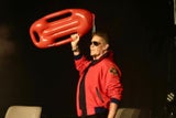 David Hasselhoff im Baywatch-Look auf der Brunner Wiesn