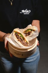 "Gourmet-Burger bieten wir bei Shiso Burger seit Anbeginn an, nun möchten wir hier einen weiteren Schritt gehen", so Tim Schächter von Shiso Burger über das neue Wagyu-Special.
