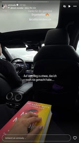 Erst zeigte sich Amira Aly beim Packen, dann im Auto auf dem Weg ins Unbekannte.&nbsp;