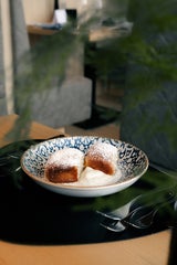 Buchteln mit Vanillesauce