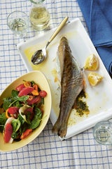 Forelle mit Salat