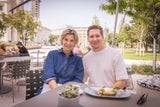 Autor &amp; Society-Liebling Clemens Trischler mit Desirée Treichl-Stürgkh