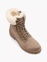 Deichmann: 50% Rabatt auf Landrover Schnürboots: 29,99 Euro.
