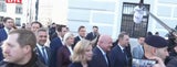 Regierung trifft ein