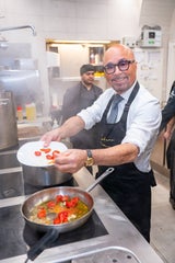Simone Lugner bei Familie Barbaro in der Pizzeria Regina Margherita