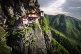 Lieblingsland Bhutan. 150 Länder hat Rath bereits bereist, das Land des Glücks hat sein Herz erobert.