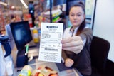 Notrufnummern für Betroffene von Gewalt auf den Spar-Kassabons