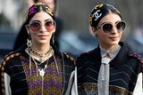 Sonnenbrillen-Trends: Diese Shades sind im Sommer 2025 in