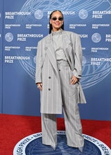Glamour-Looks und Naked-Dresses: Diese Stars stahlen allen die Show