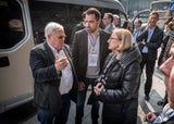 Landeshauptfrau Johanna Mikl-Leitner und Industriellenvereinigung NÖ Präsident Kari Ochsner im Gespräch mit ORF-Korrespondent Christian Wehrschütz. 