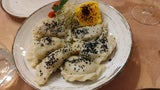 Nationalgericht: Pierogi, verschieden gefüllt.