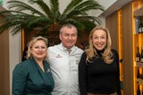 Eva und Toni Mörwald mit Festspiel-Präsidentin Kristina Hammer.