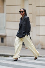 Fashion-Trend "Butter Yellow": Wem steht die Trendfarbe wirklich?