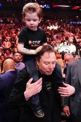 Elon Musk mit Sohn X