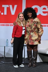 Madonna Herausgeberin Jenny Magin mit Mode-Influencerin Christl Clear.