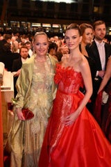 Eva Poleschinski &amp; Nadine Leopold