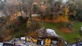 Baustelle ist mit Sichtschutz abgeschirmt