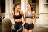Flacher Bauch im Sitzen: Mit diesem Workout schmilzt Ihr Bauchfett